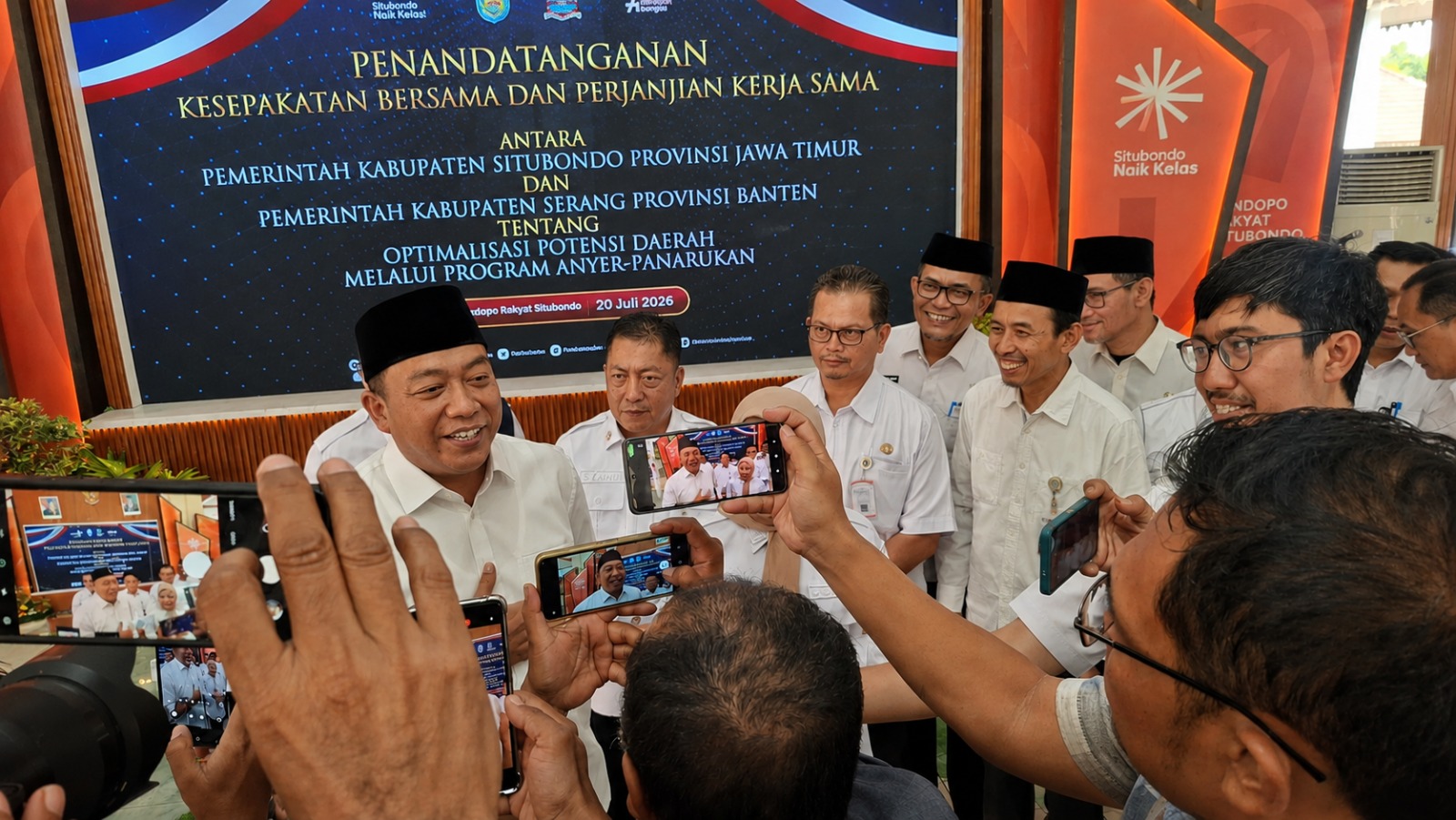Mas Rio Gandeng…